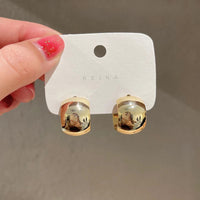 boucles-doreilles-en-metal-polyvalentes