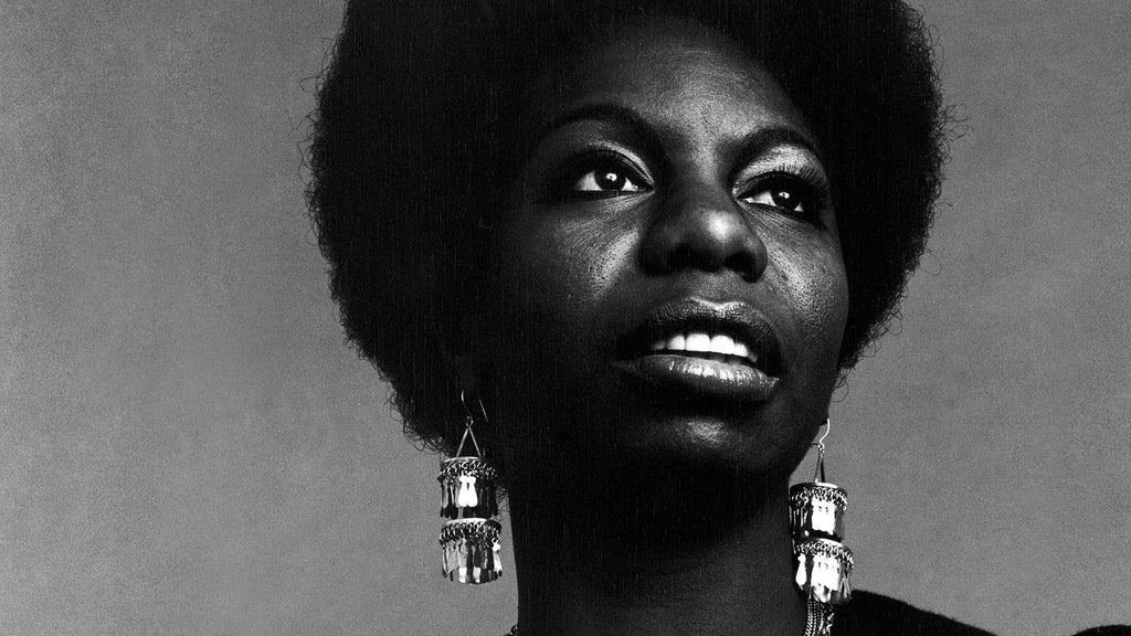 Nina Simone: Die zeitlose Ikone und ihr Einfluss auf Vintage-Mode