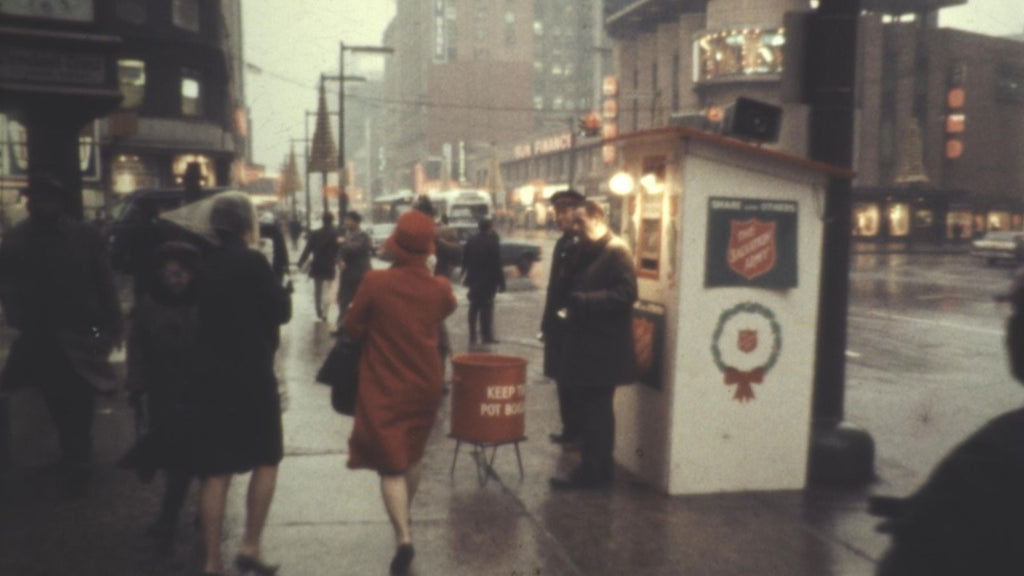 Wie waren Frauen in den 60ern gekleidet?