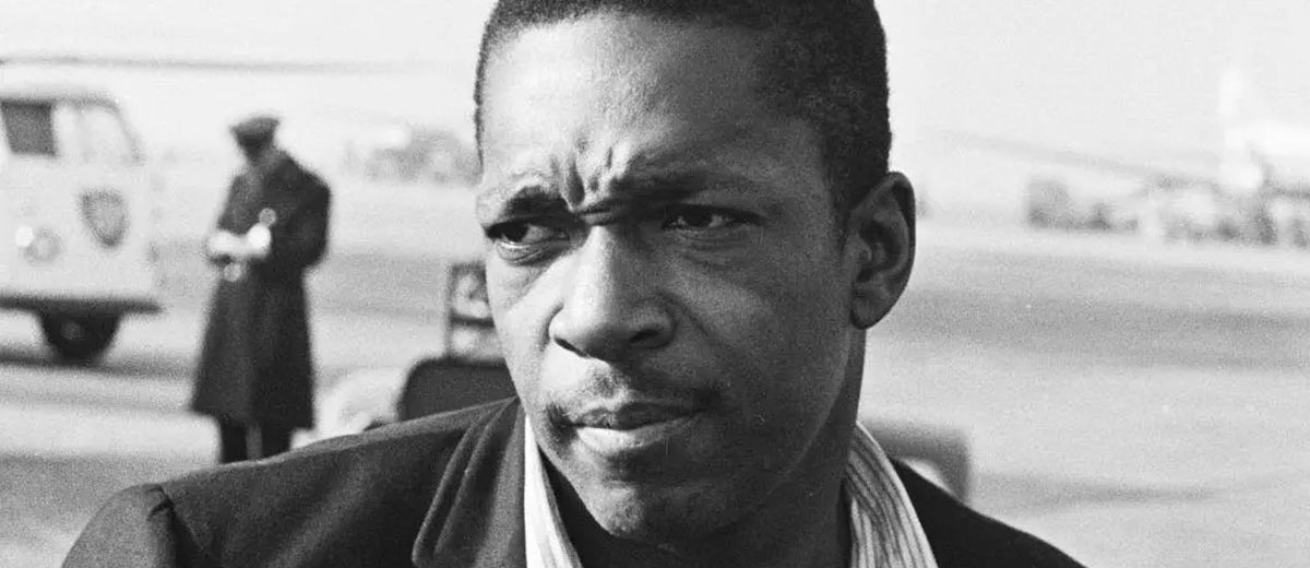 john-coltrane-et-mode-vintage-lharmonie-entre-la-musique-et-la-mode-retro Bild
