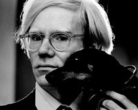 andy-warhol-licone-du-pop-art-et-son-heritage-dans-la-mode-vintage