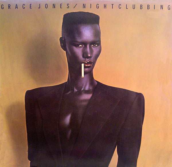 Grace Jones: Die zeitlose Ikone der Vintage-Mode