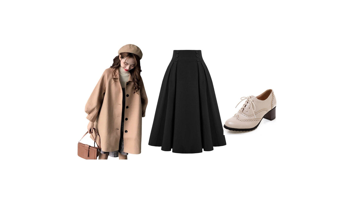 Mode femme années 40 : manteau boutonné avec béret, jupe noire taille haute et chaussure lacée claire Bild