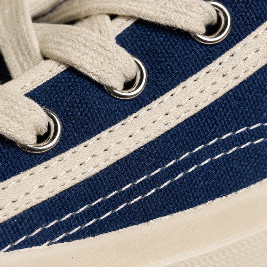 Basket Vintage Année 50 - close-up détail matière