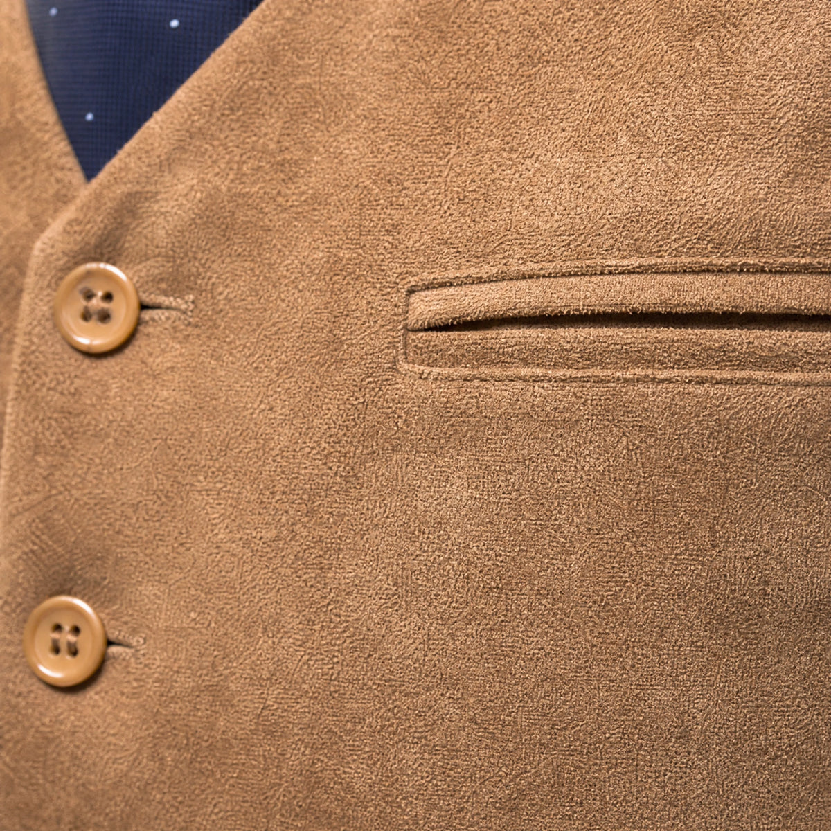 Gilet vintage pour homme en velours - close-up détail matière
