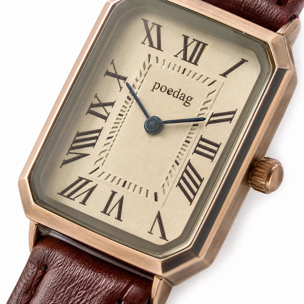 Montre rectangulaire Femme Vintage - close-up détail matière