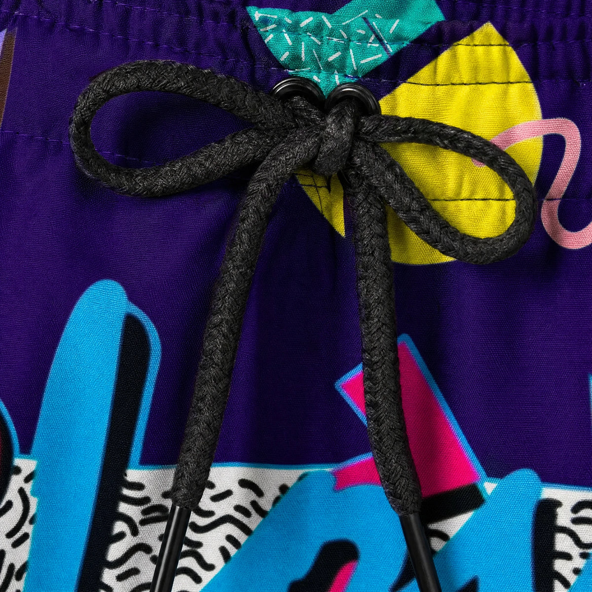 Short de Bain Homme Style Année 80 - close-up détail matière
