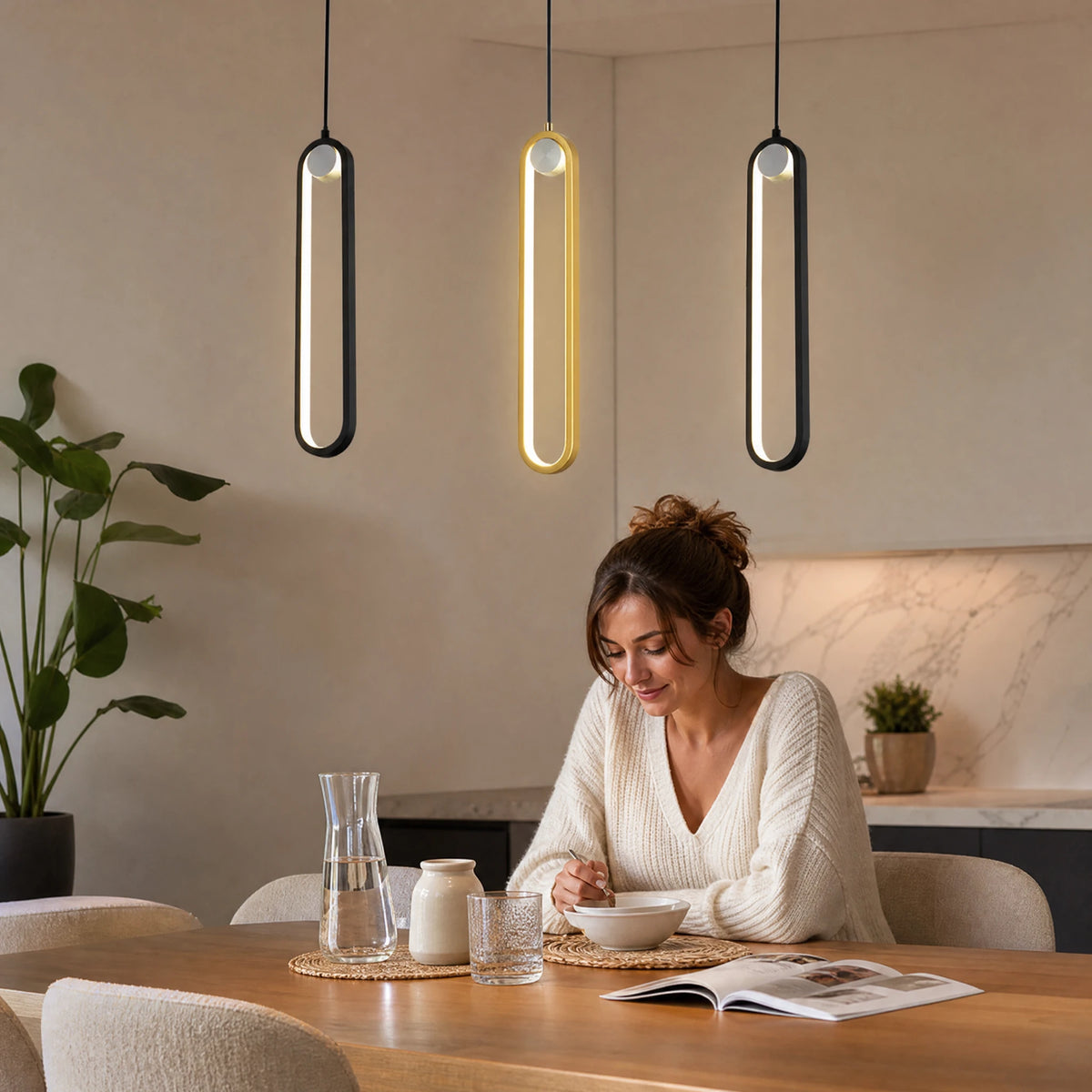 Suspension LED Minimaliste Ovale Noire ou Dorée - Utilisation GLOBALE