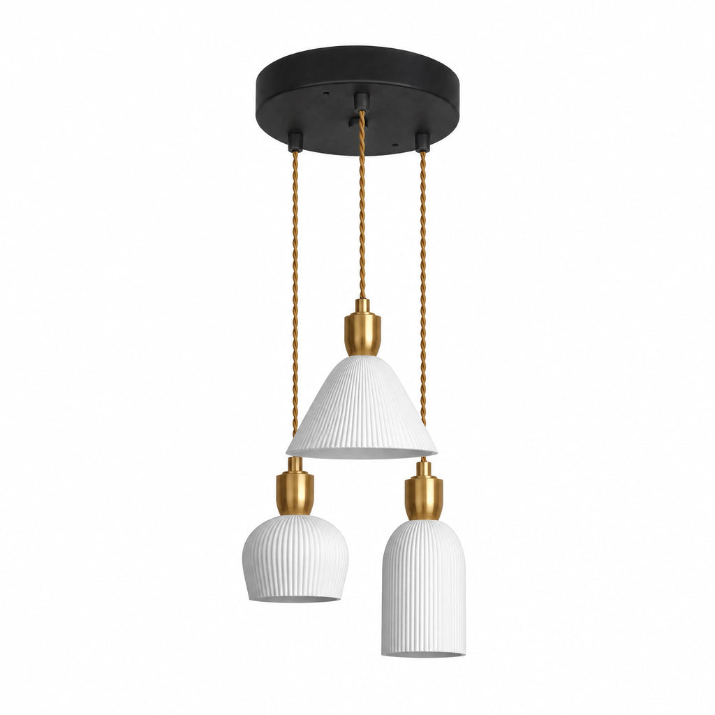Suspension Luminaire Céramique à Trois Abat-Jours Texturés - image principale