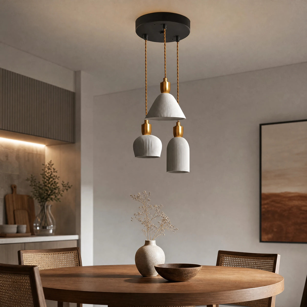 Suspension Luminaire Céramique à Trois Abat-Jours Texturés - OBJETS VARIES