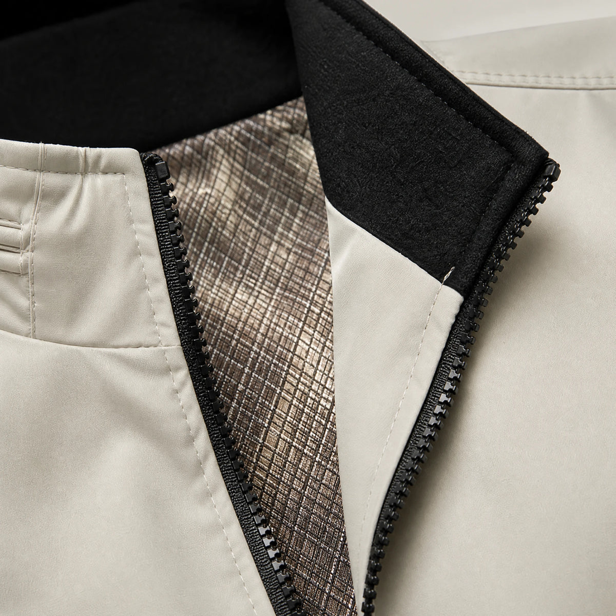 Veste  vintage zippée à col montant - close-up détail matière