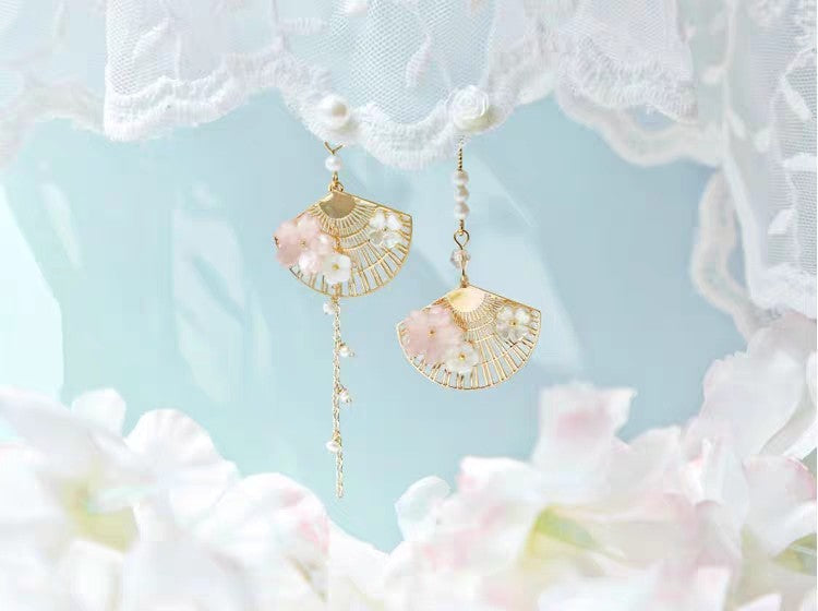 boucles-doreilles-asymetriques-eventail-chinois-vintage