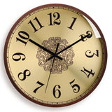 horloge-vintage-en-bois-massif