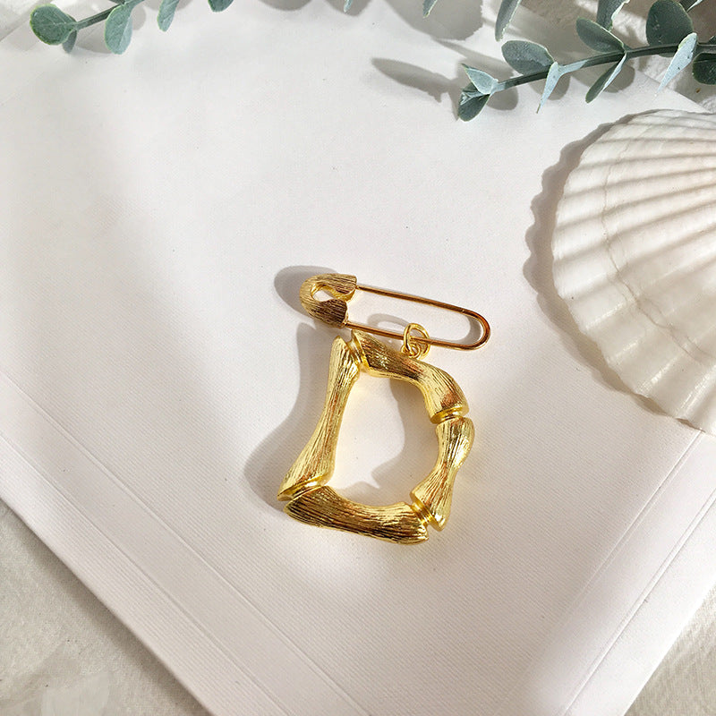 broches-de-lettres-anglaises-vintage