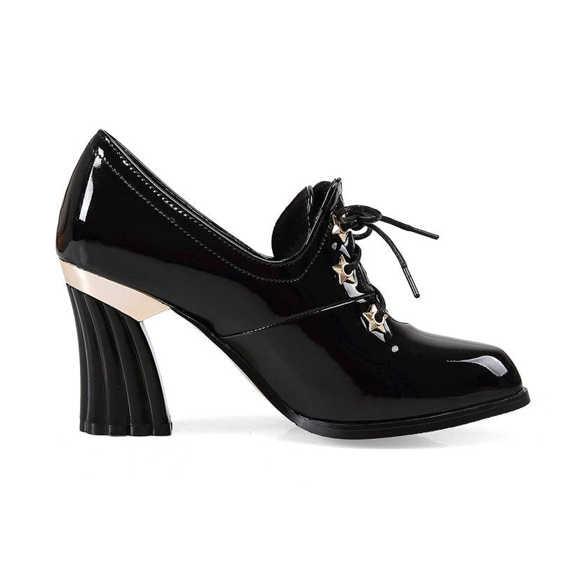escarpins-vintage-femmes-cuir-verni-rouge-talons-hauts