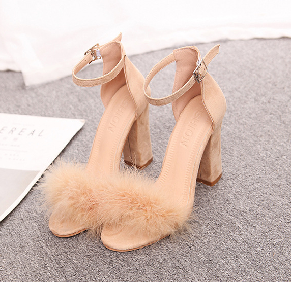 escarpin-vintage-fourrure-suede