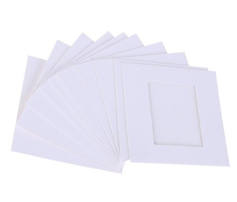 cadre-photo-vintage-en-papier-suspendu