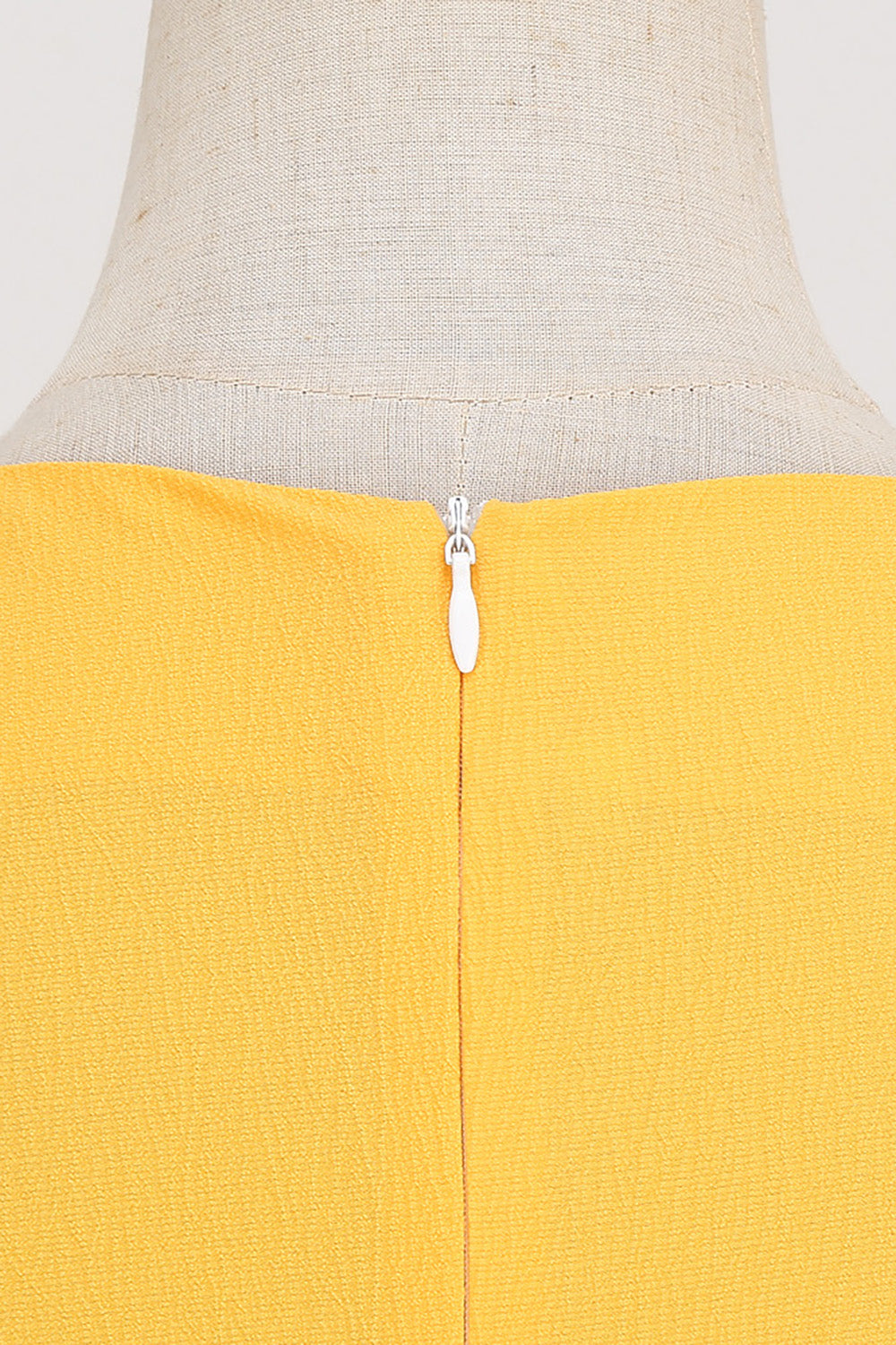 robe-de-style-retro-jaune-des-annees-50-avec-trou-de-serrure