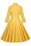 robe-jaune-annee-80-a-col-rabattu