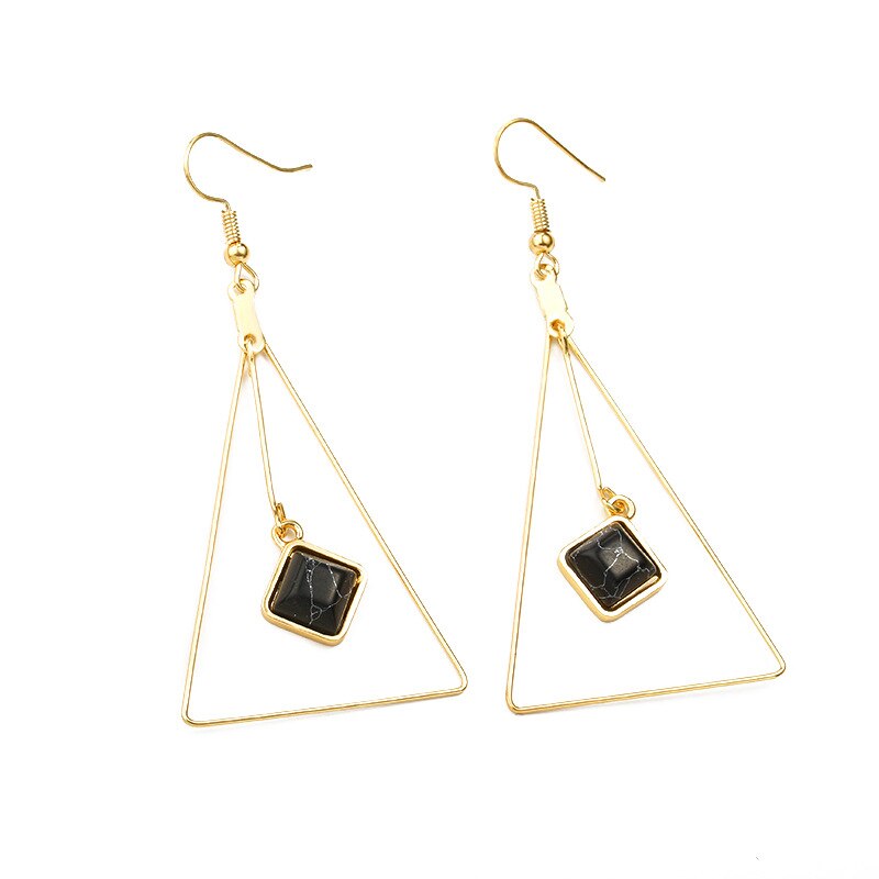 annees-80-boucle-d-oreille-femme-triangle-des