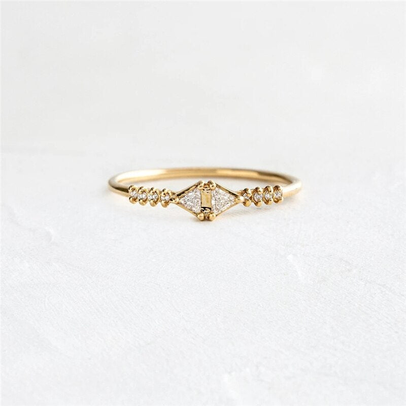     bague-fiancaille-vintage-femme
