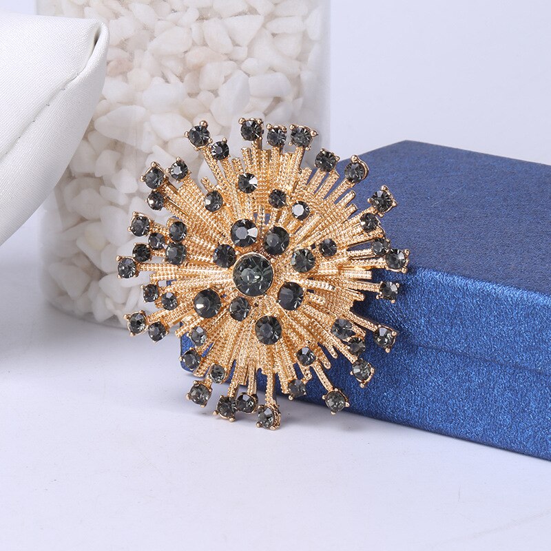     broche-strass-vintage