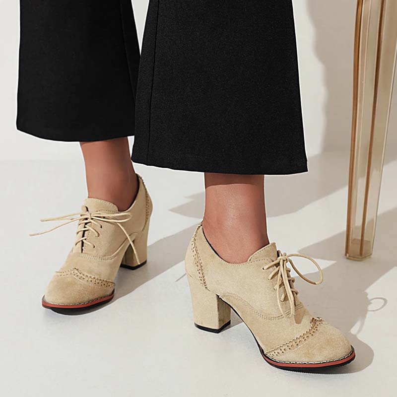 chaussures-annee-80-derby-blanches