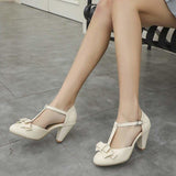 chaussures-annee-80-t-strap-talons-beiges