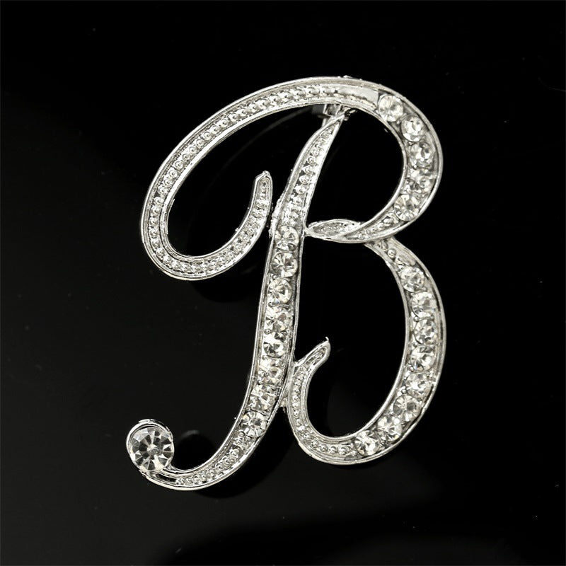 broches-alphabet-anglais-vintage-avec-diamants