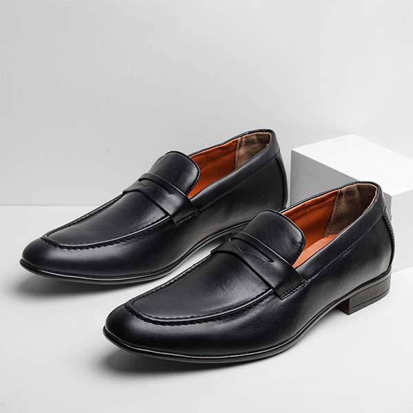 chaussure-sortie-vintage-cuir-noire