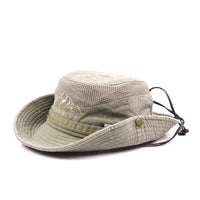 chapeau-de-soleil-de-camping-vintage