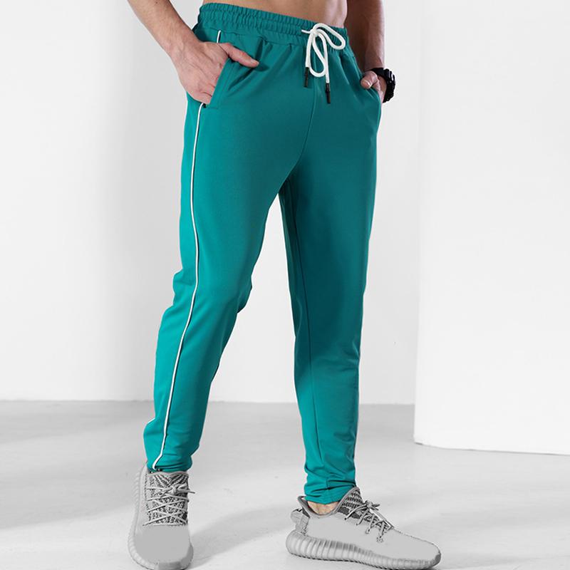 pantalon-vintage-couleur-unie-chic