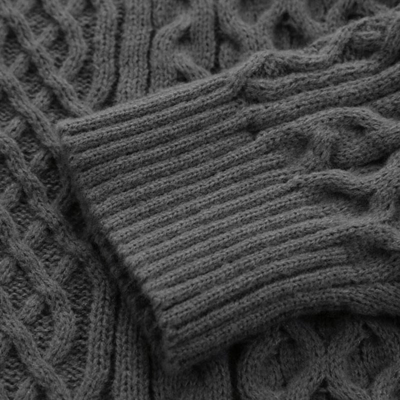 Vintage-Chic-Pullover mit Rundhalsausschnitt und Zopfmuster