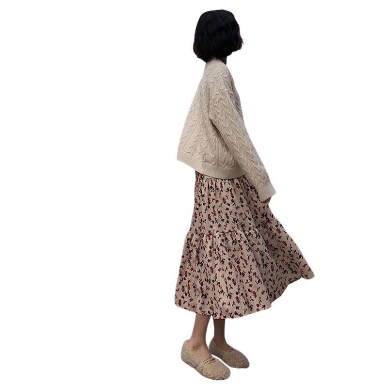 jupe-longue-fleurie-d_hiver