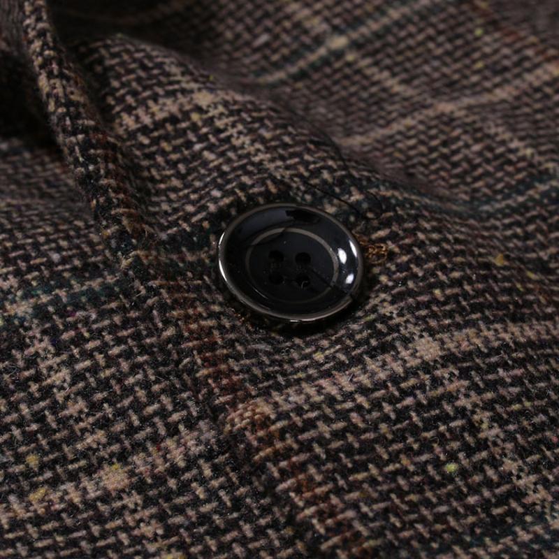 Herren-Blazer im Vintage-Stil mit Karomuster und zwei Knöpfen