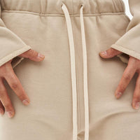 short-ample-delave-bords-bruts-vintage