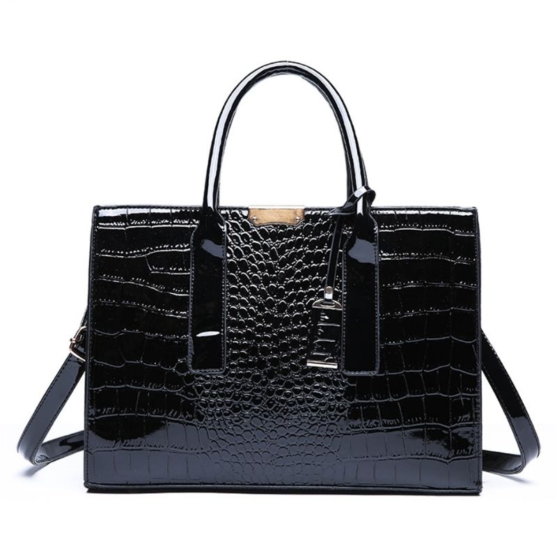 sac-main-crocodile-vintage