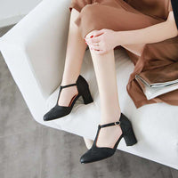 t-strap-chaussures-annee-80-noires